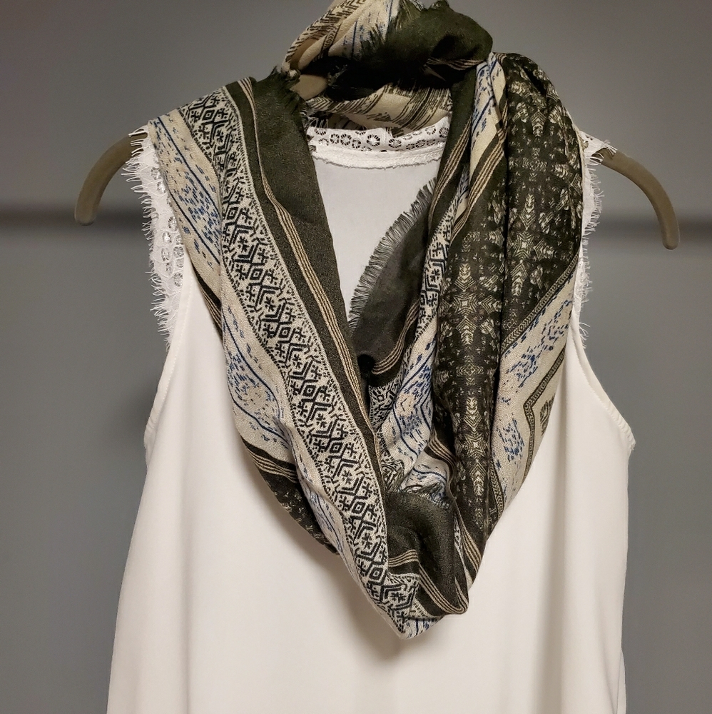 Charming Charlie Wrap/Scarf